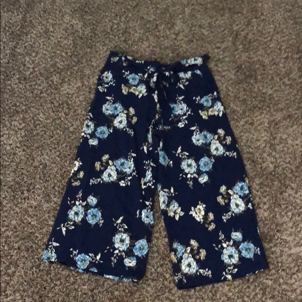 Floral gauchos